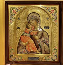 Рукописная икона Владимирская с резьбой 29 (Размер 27*31 см)