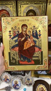 Рукописная икона Всецарица с мощевиком №17 (Размер 21х25 см)