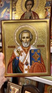 Рукописная икона Николай Чудотворец с жемчугом №141 (Размер 21х25 см)